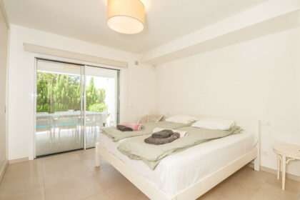 7705453e6f5ff2bf2720834f34fb3c27 - 9