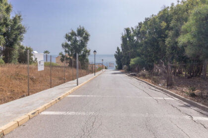 775d26ca355048a1807245a41b57dafe - 2