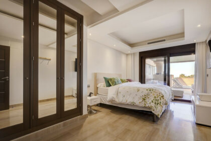 77a762bc3a6ced34c526664a1bfe0182 - 18