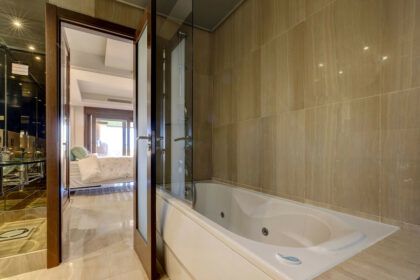 77a762bc3a6ced34c526664a1bfe0182 - 26