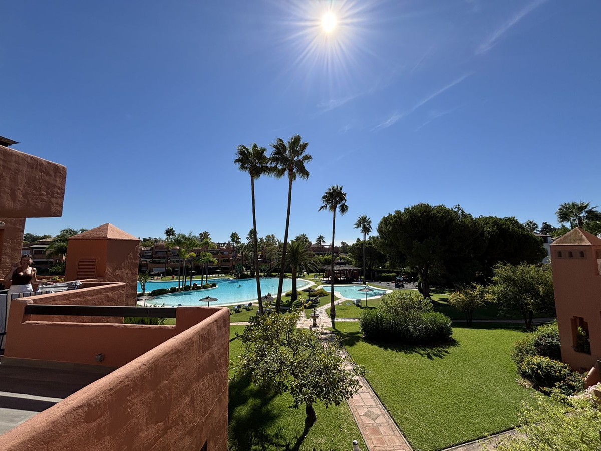 7956503403d2f76ae14378441ab104e3 - 1