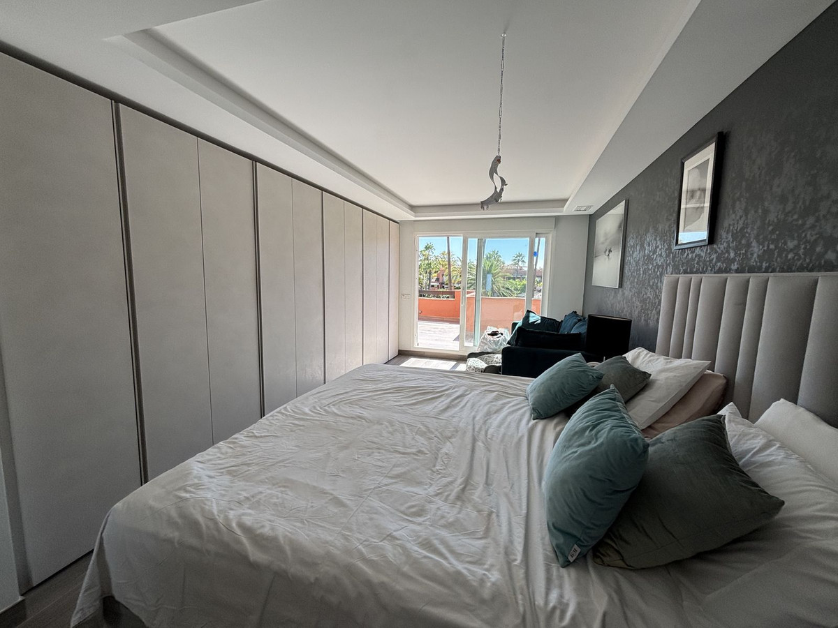 7956503403d2f76ae14378441ab104e3 - 10