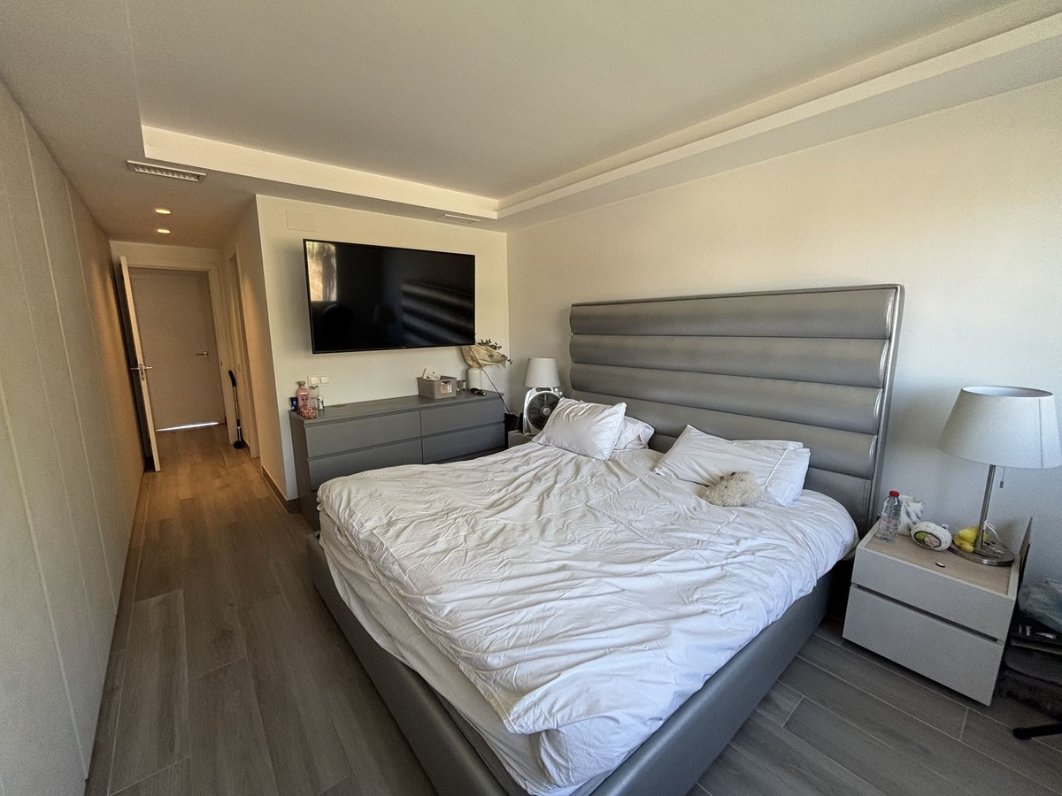 7956503403d2f76ae14378441ab104e3 - 11