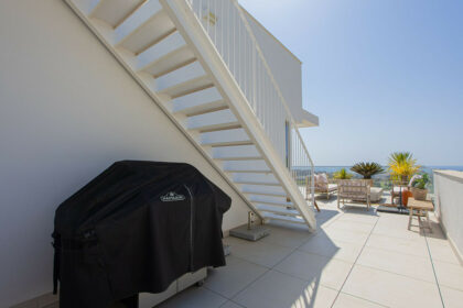 79c416e83037da5f03c1d805a1bb3919 - 35