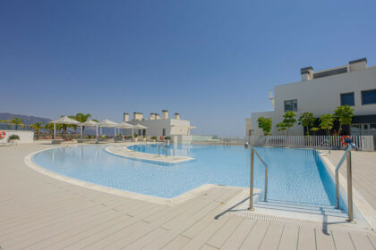 79c416e83037da5f03c1d805a1bb3919 - 48