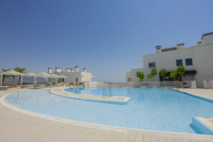 79c416e83037da5f03c1d805a1bb3919 - 49