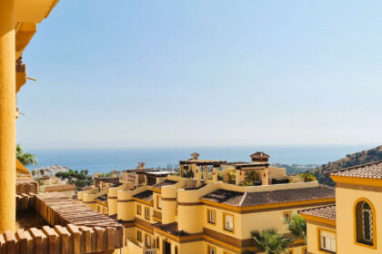 7afbe9216d2b9a33dc53df1710607f3c - 4