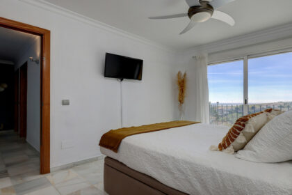 7b9cfb3c1bd33555cdd13935e8f9061c - 12