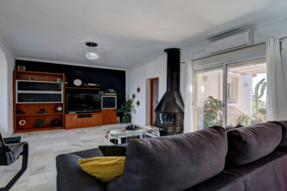 7b9cfb3c1bd33555cdd13935e8f9061c - 24