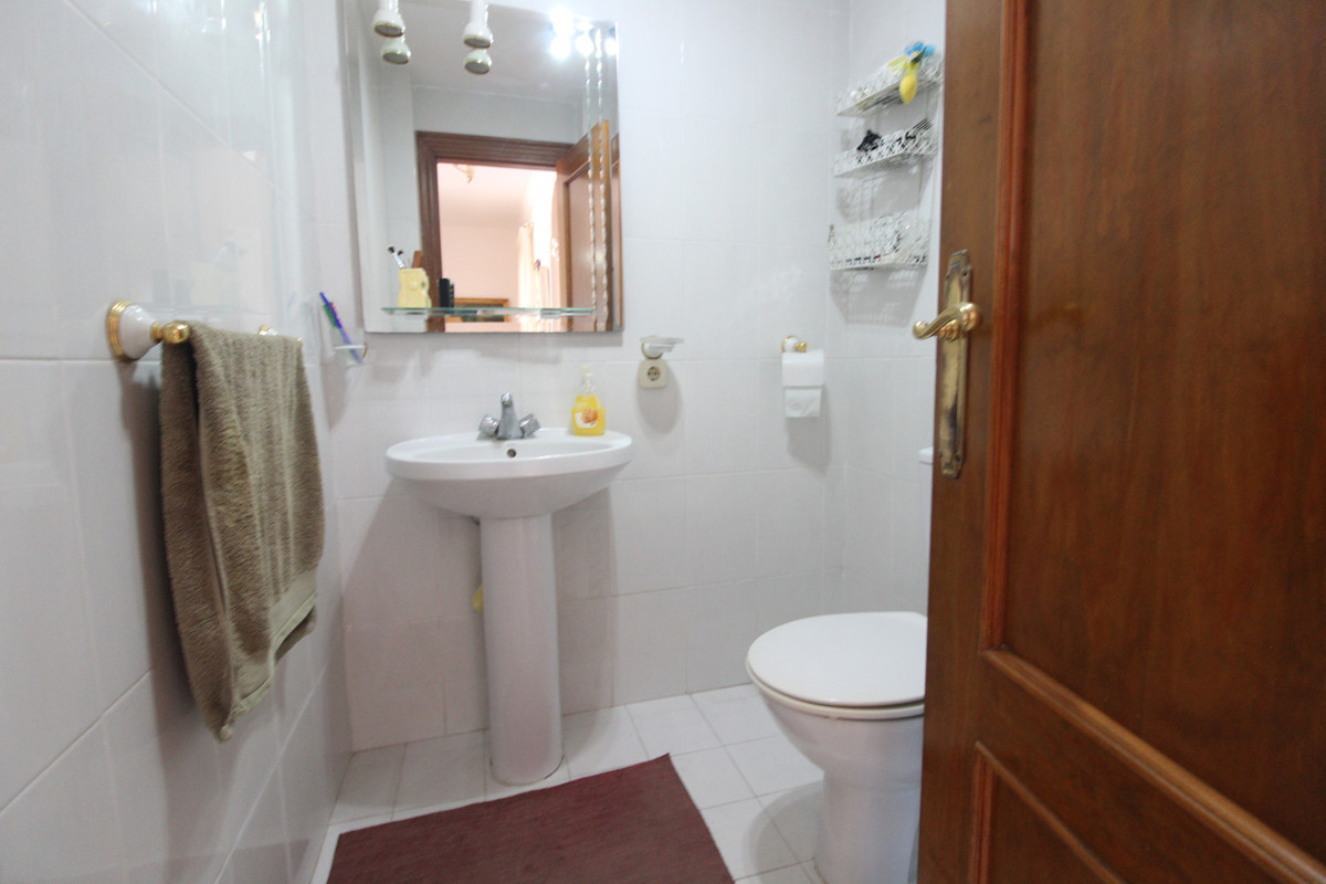 7d96b9362b7740653a54316185d652e9 - 12