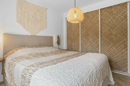 81d072369d11d0b2eee3c3b11c6d1a29 - 20