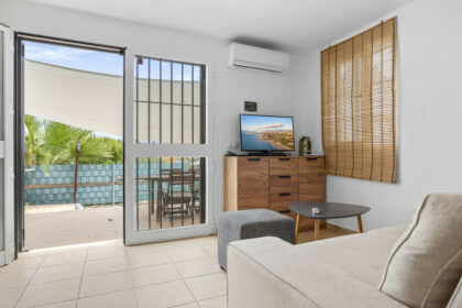 81d072369d11d0b2eee3c3b11c6d1a29 - 30