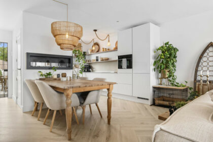 81d072369d11d0b2eee3c3b11c6d1a29 - 9