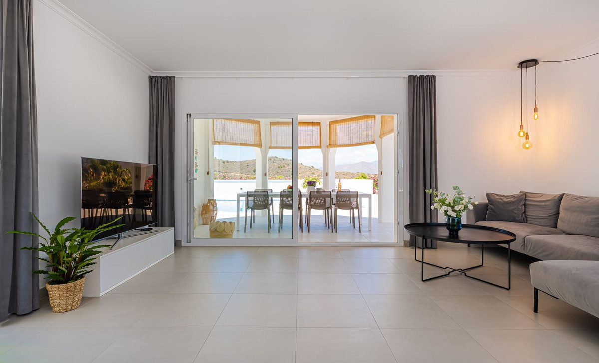 82a8a05e2692d3b5c0809ee9d5f09efb - 10