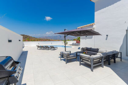 82a8a05e2692d3b5c0809ee9d5f09efb - 2