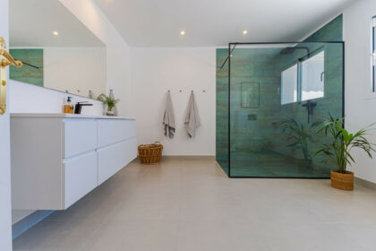 82a8a05e2692d3b5c0809ee9d5f09efb - 25