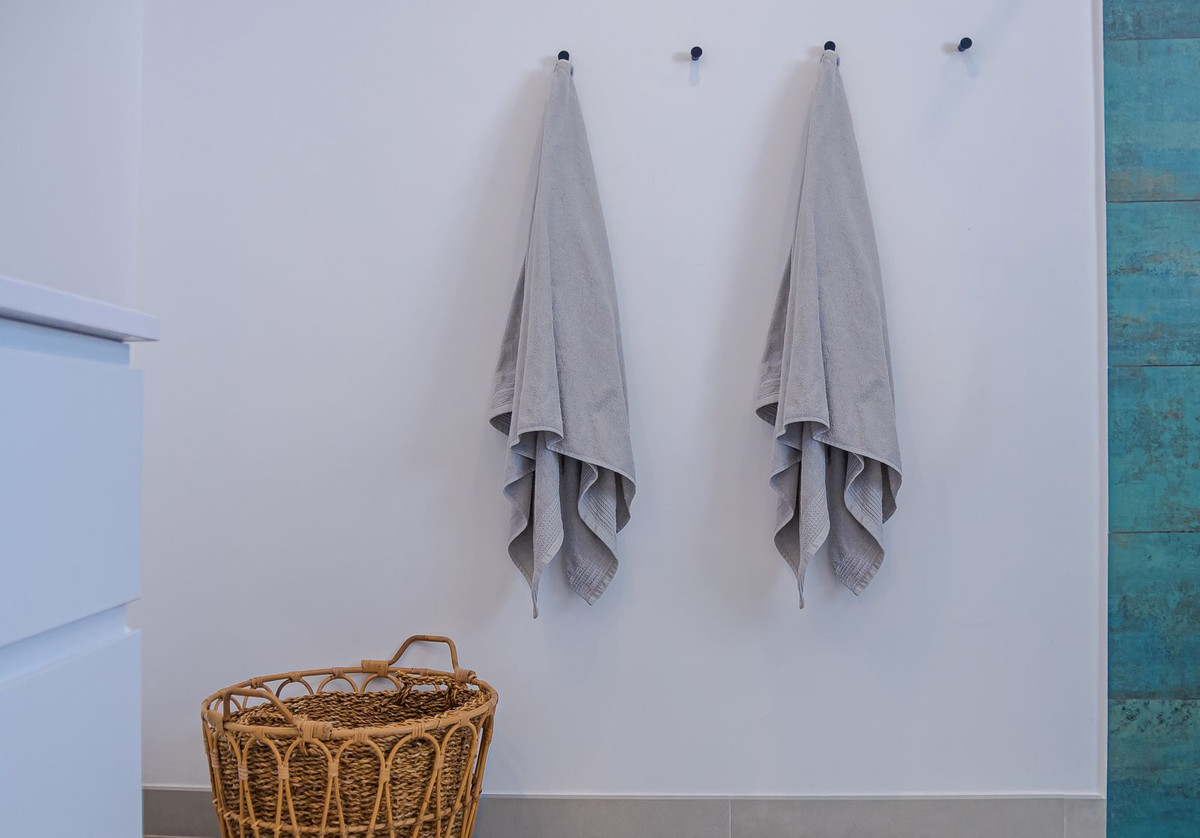 82a8a05e2692d3b5c0809ee9d5f09efb - 28