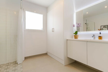 82a8a05e2692d3b5c0809ee9d5f09efb - 36