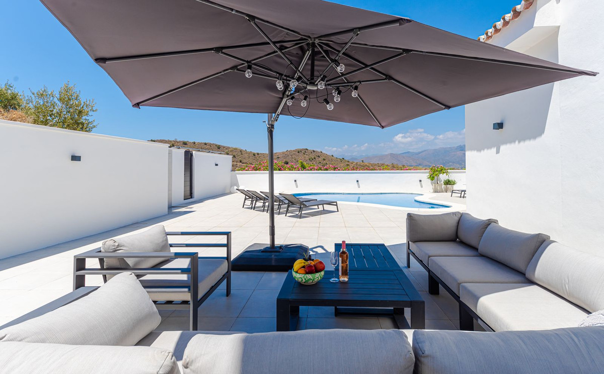 82a8a05e2692d3b5c0809ee9d5f09efb - 6