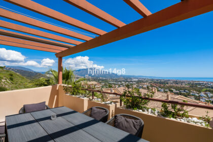 83330ed2ca10d70756789b0e070de37e - 1