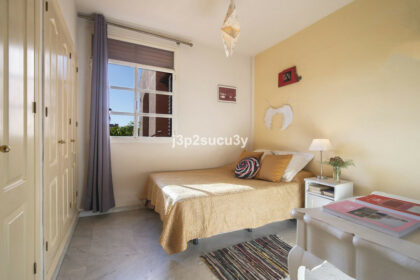 8342141d147e1ca0596cf8f3ec09a06e - 20