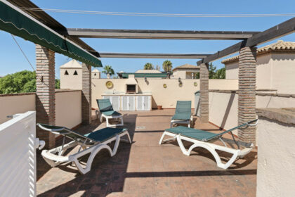 83ad12e9b6cc7f6bf699c22210f8a9ad - 12