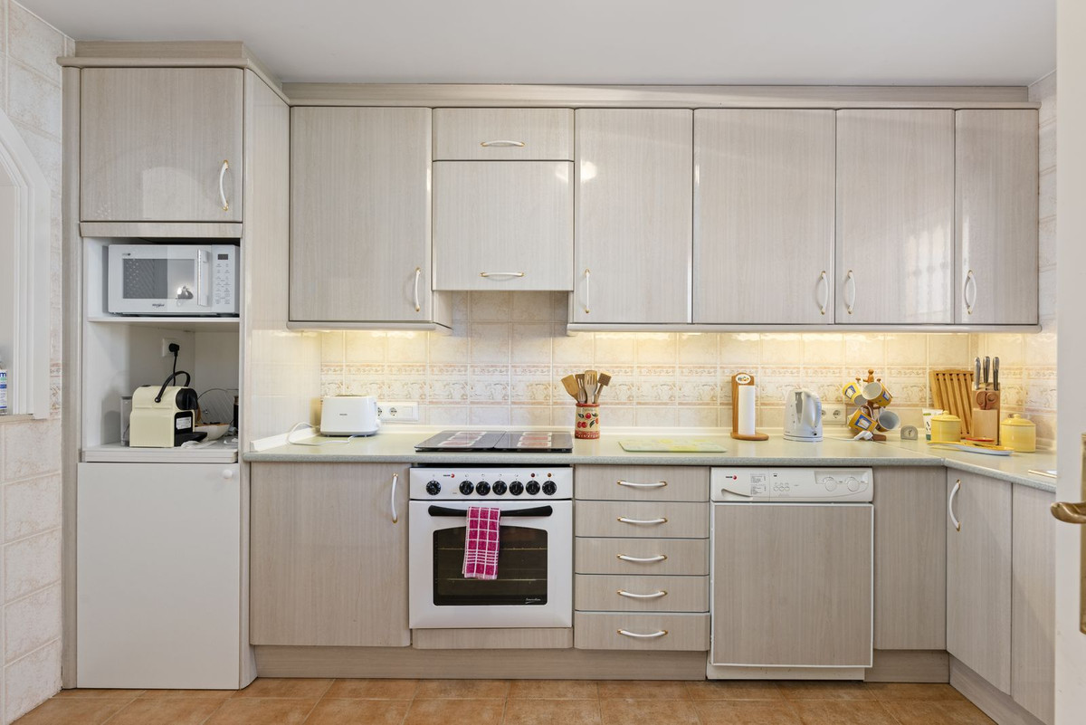 83ad12e9b6cc7f6bf699c22210f8a9ad - 5