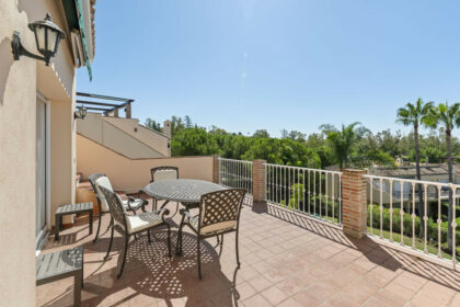 83ad12e9b6cc7f6bf699c22210f8a9ad - 7