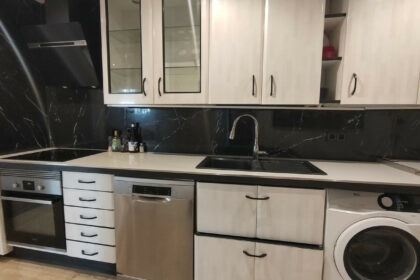 84e954605a40007fdae0b30bf21ebbae - 16