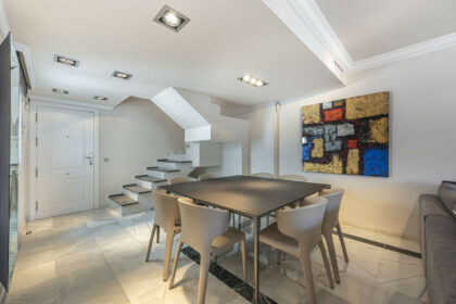 864f08c9bb2afa31635ea7bf415cd189 - 26