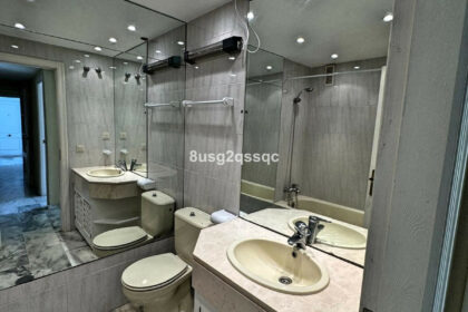 87553177109c54c22fc40202b6959b03 - 12