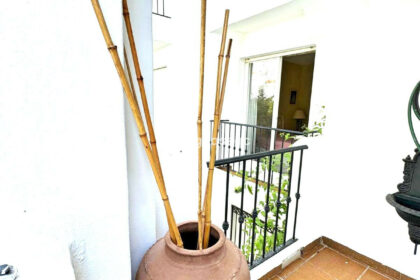 87553177109c54c22fc40202b6959b03 - 20