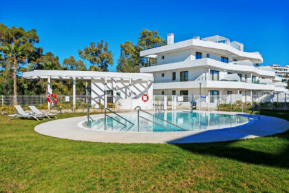 8a5cf70454789072a4a3c5a384052fde - 1