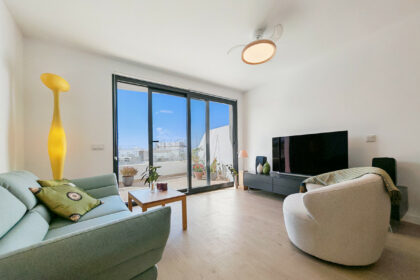 8a5cf70454789072a4a3c5a384052fde - 2