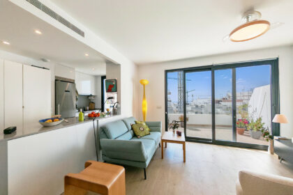 8a5cf70454789072a4a3c5a384052fde - 3