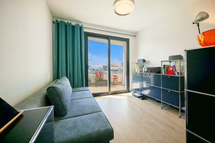 8a5cf70454789072a4a3c5a384052fde - 8