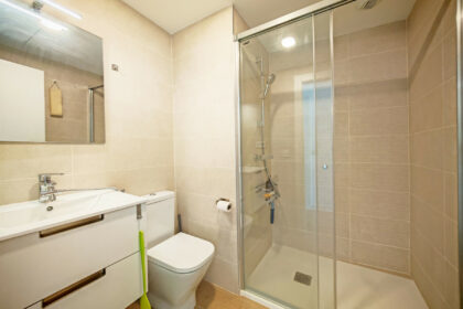 8a5cf70454789072a4a3c5a384052fde - 9