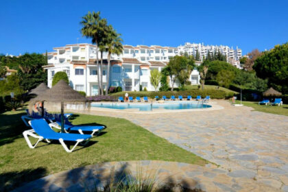 8b62a1d9b414b62f53bbb64a4547acc9 - 16