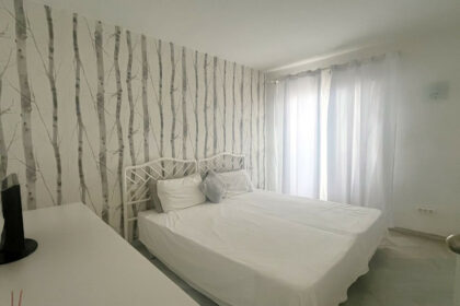 8b62a1d9b414b62f53bbb64a4547acc9 - 4