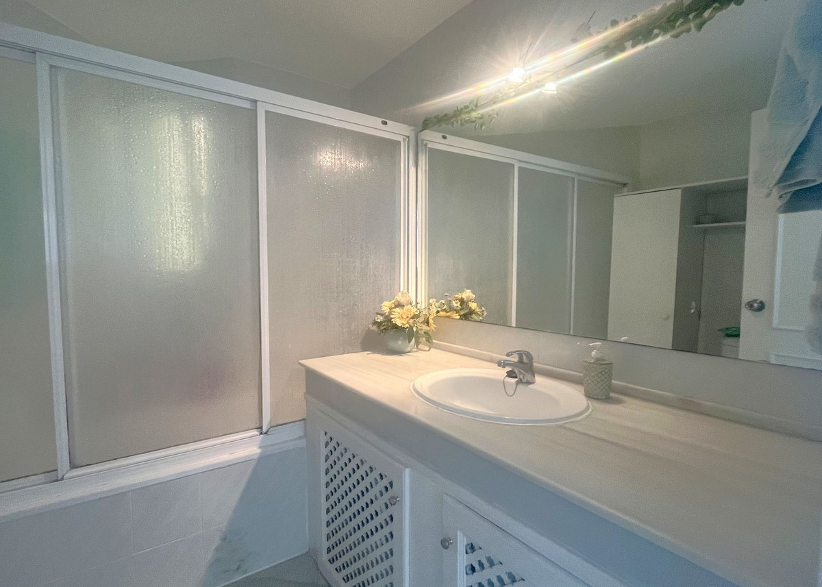 8b62a1d9b414b62f53bbb64a4547acc9 - 5