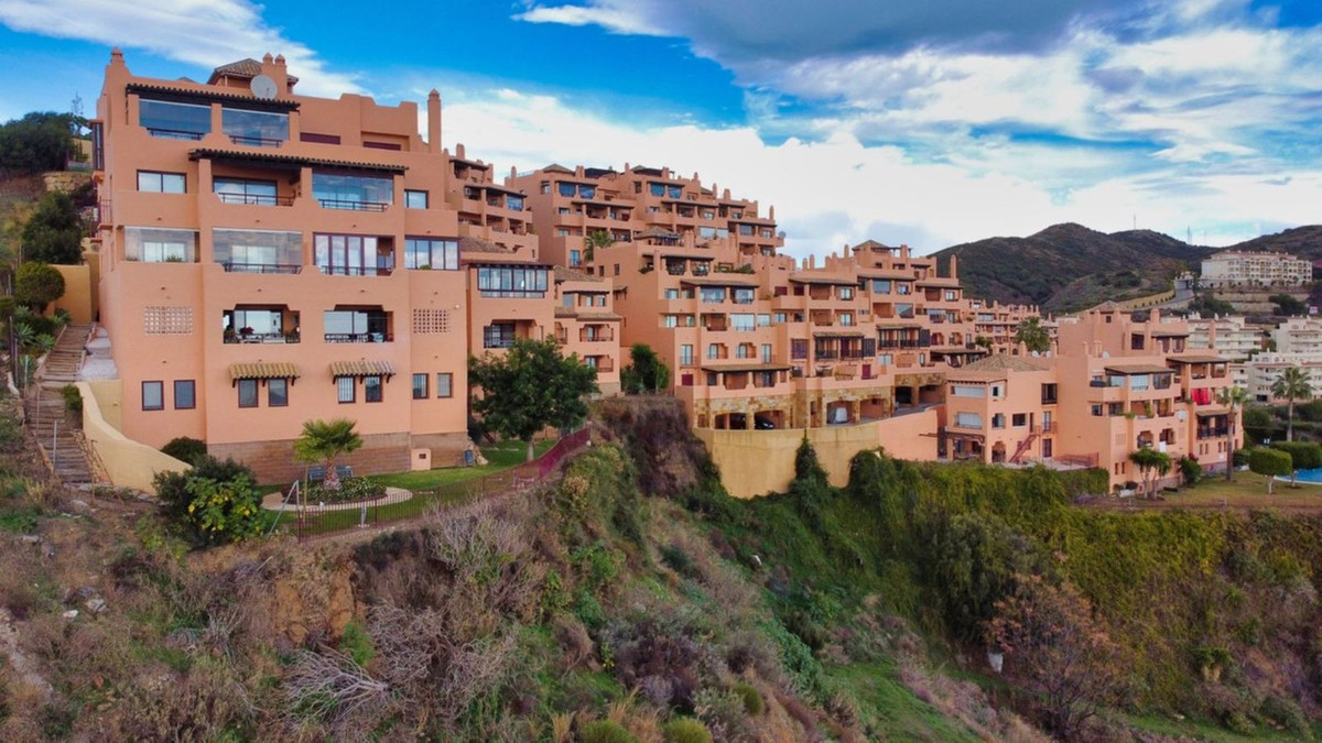 8c394babac3b7a044220cc83fd9ed315 - 23