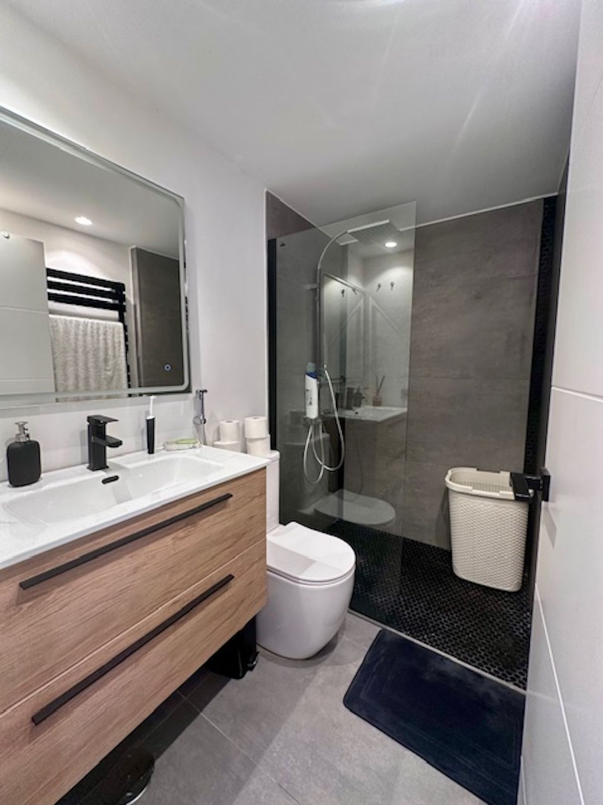 8e25668d3e2d689aa269545765841f68 - 21