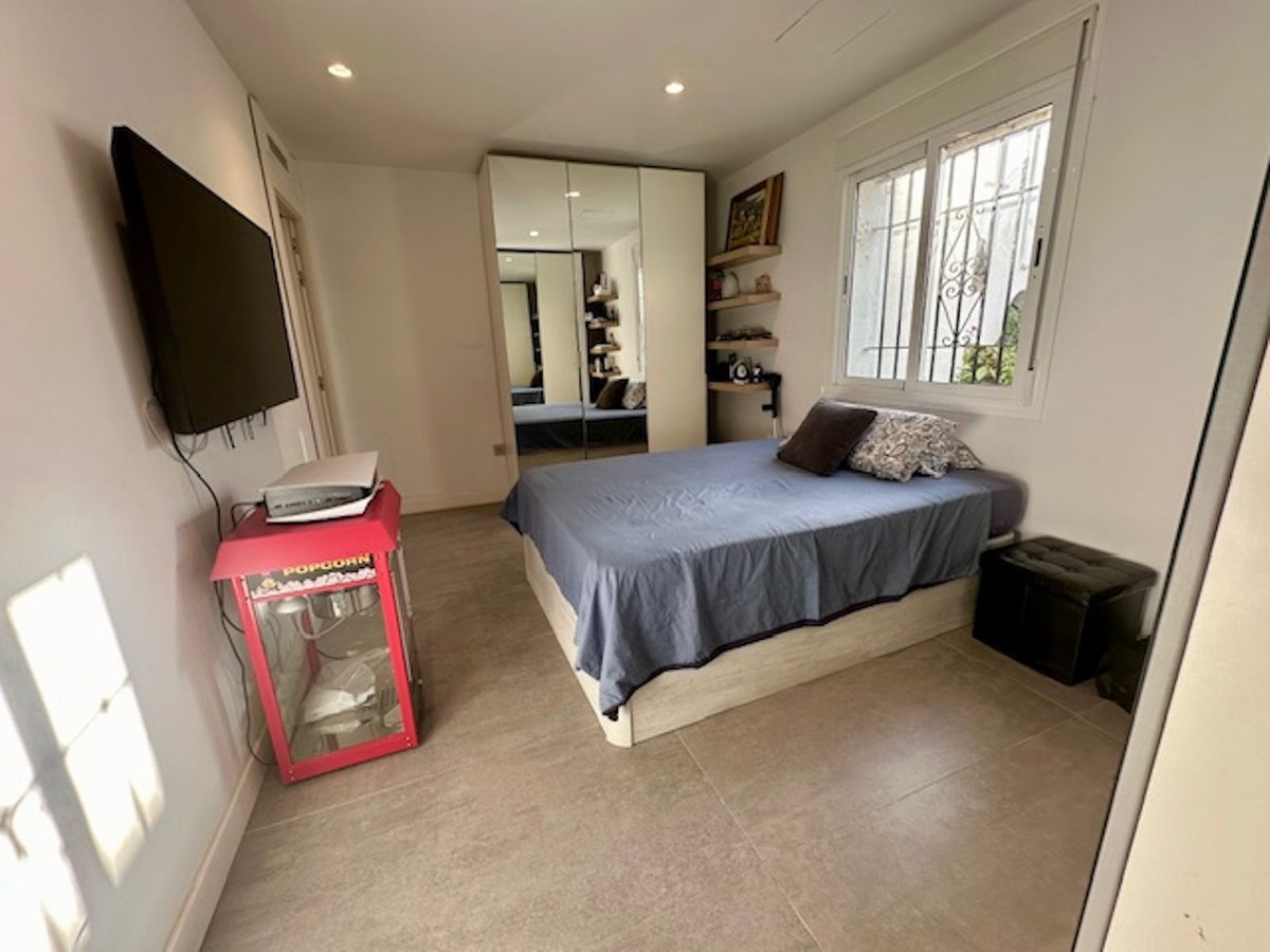 8e25668d3e2d689aa269545765841f68 - 23