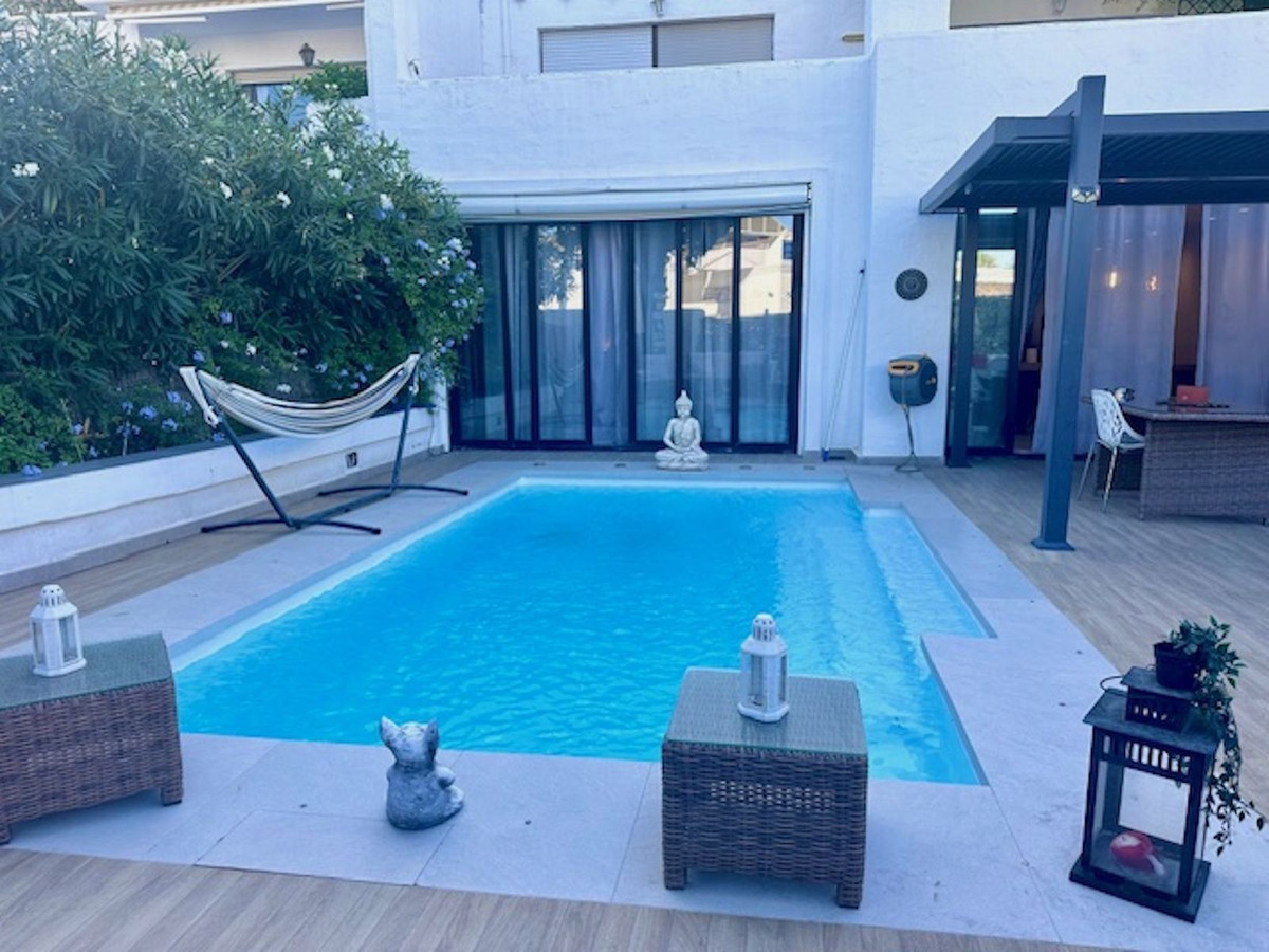 8e25668d3e2d689aa269545765841f68 - 4