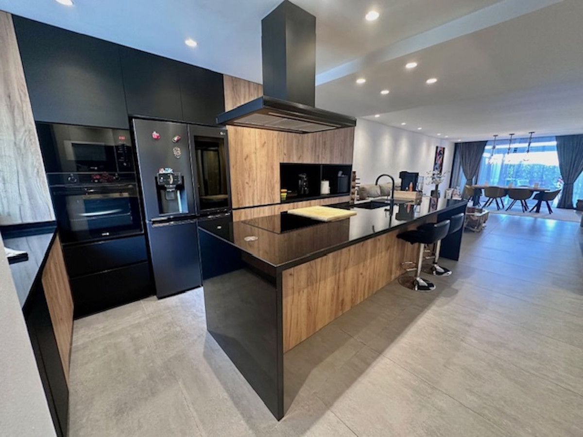 8e25668d3e2d689aa269545765841f68 - 7