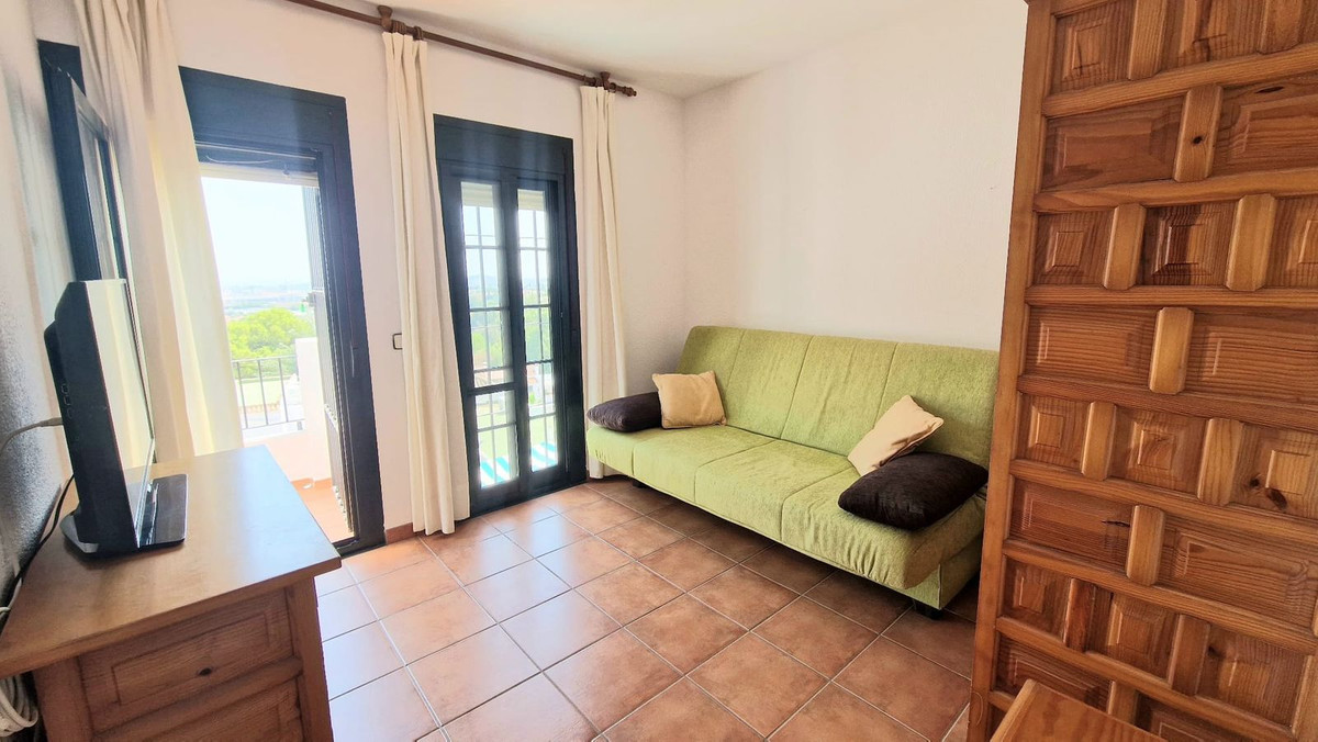 8fe3d40834b4e4acc0f6f9ed8b3ae60b - 7