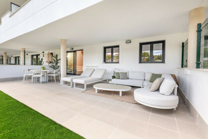 8feac6e26ac8808ce6831b0142e3f638 - 3