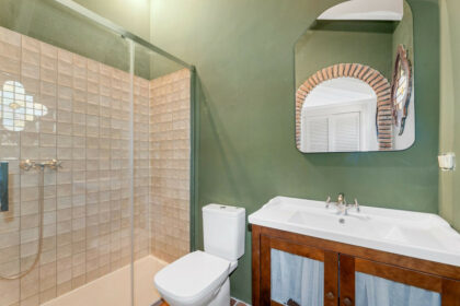 924010a9af008565207e7833fc6495d0 - 12