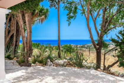 924010a9af008565207e7833fc6495d0 - 24