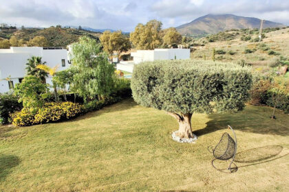 9293c92a0206cae6e98e1022f81150a3 - 25